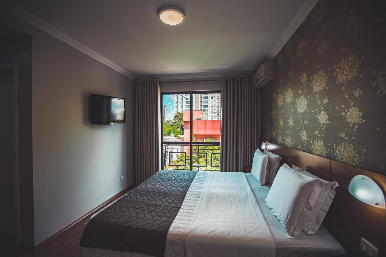 Hotel Rafain Centro Фос-ду-Игуасу Экстерьер фото