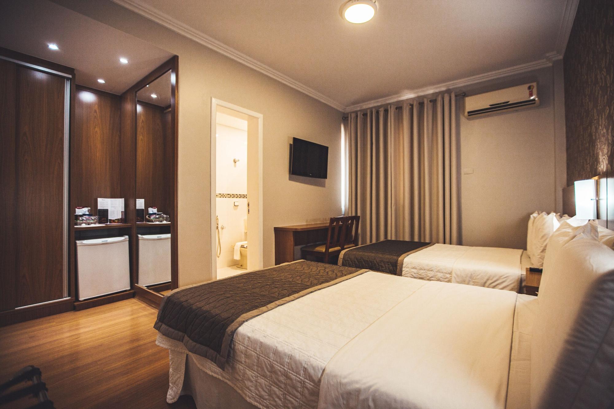 Hotel Rafain Centro Фос-ду-Игуасу Экстерьер фото